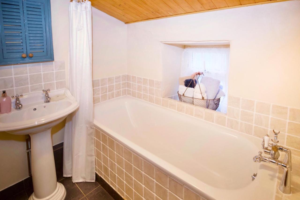 Vine Cottage Penpillick Экстерьер фото